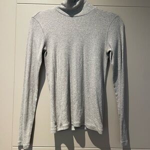 Everlane Heather Gray Ribbed Turtleneck
